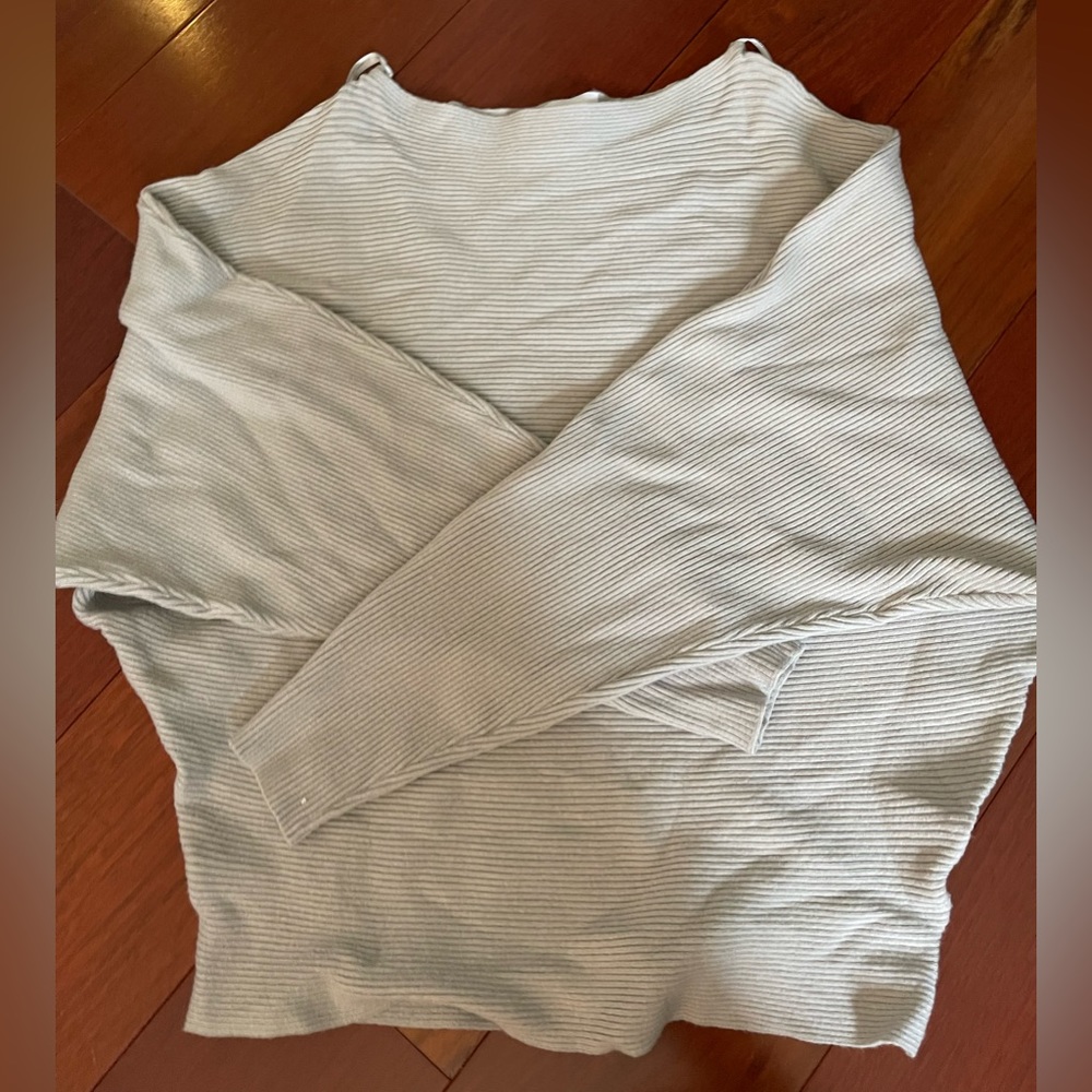 Princess Polly blue sweater 3/4 sleeve